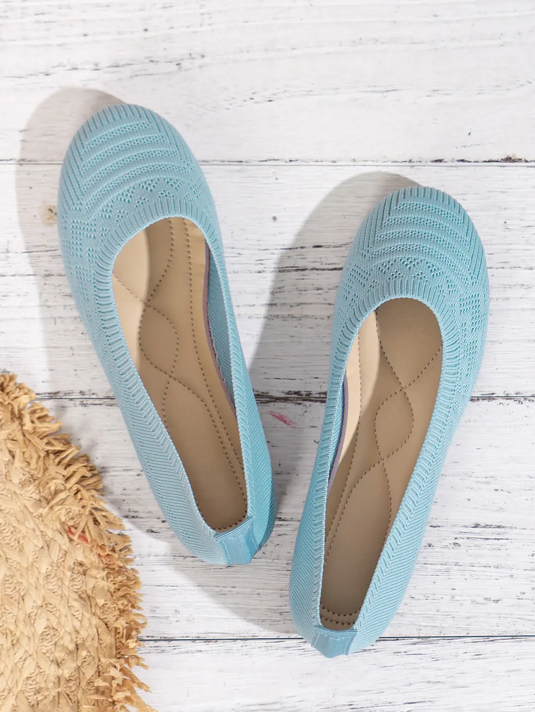 Large Size 2025 Autumn New European and American Style Flat Round-Toe Slip-On Shallow Mouth Mom Shoes Knitted Fashionable Versatile Comfortable Shoes — feature 16