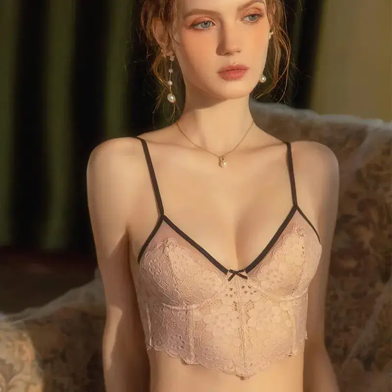 French Lace Big Chest Small Vest Bra Set - Image 3