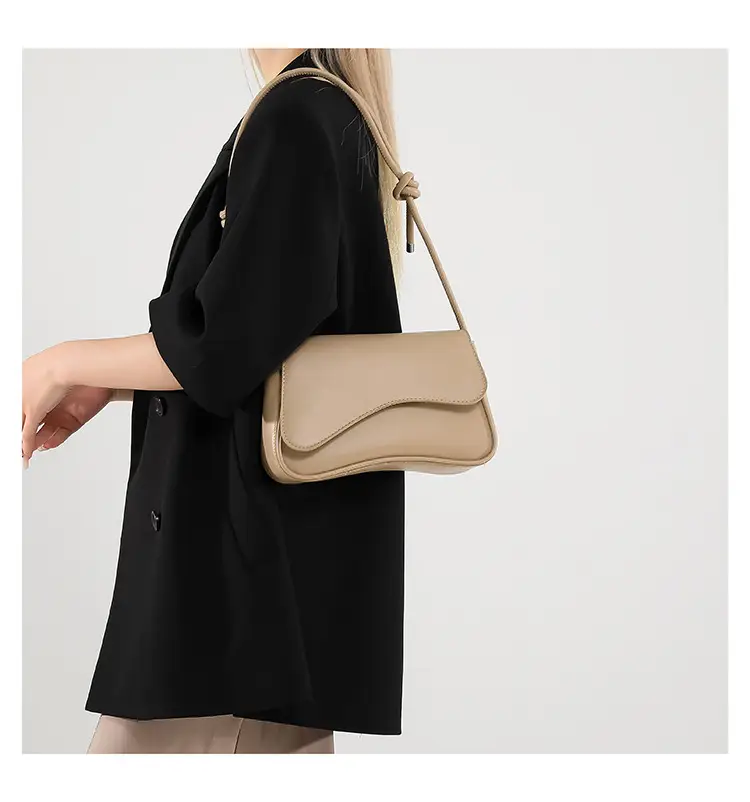2024 Fashion Flip Bag Magnetic Buckle Small Square Shoulder Crossbody — feature 13