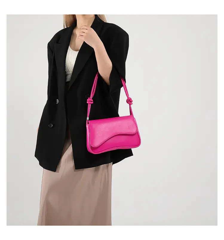 2024 Fashion Flip Bag Magnetic Buckle Small Square Shoulder Crossbody — feature 15