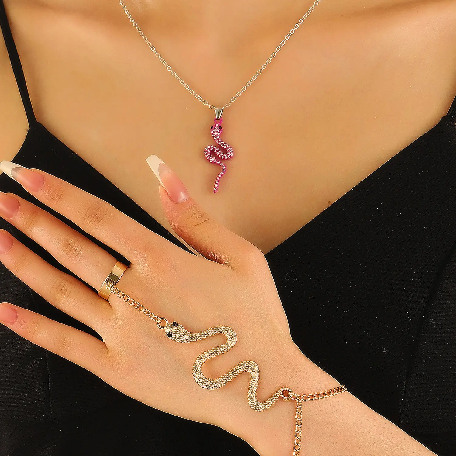 Golden Snake Spider Chain Ring Bracelet for Women — feature 11