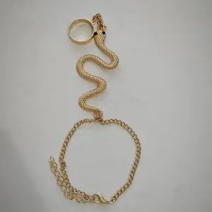 Golden Snake Spider Chain Ring Bracelet for Women — feature 14
