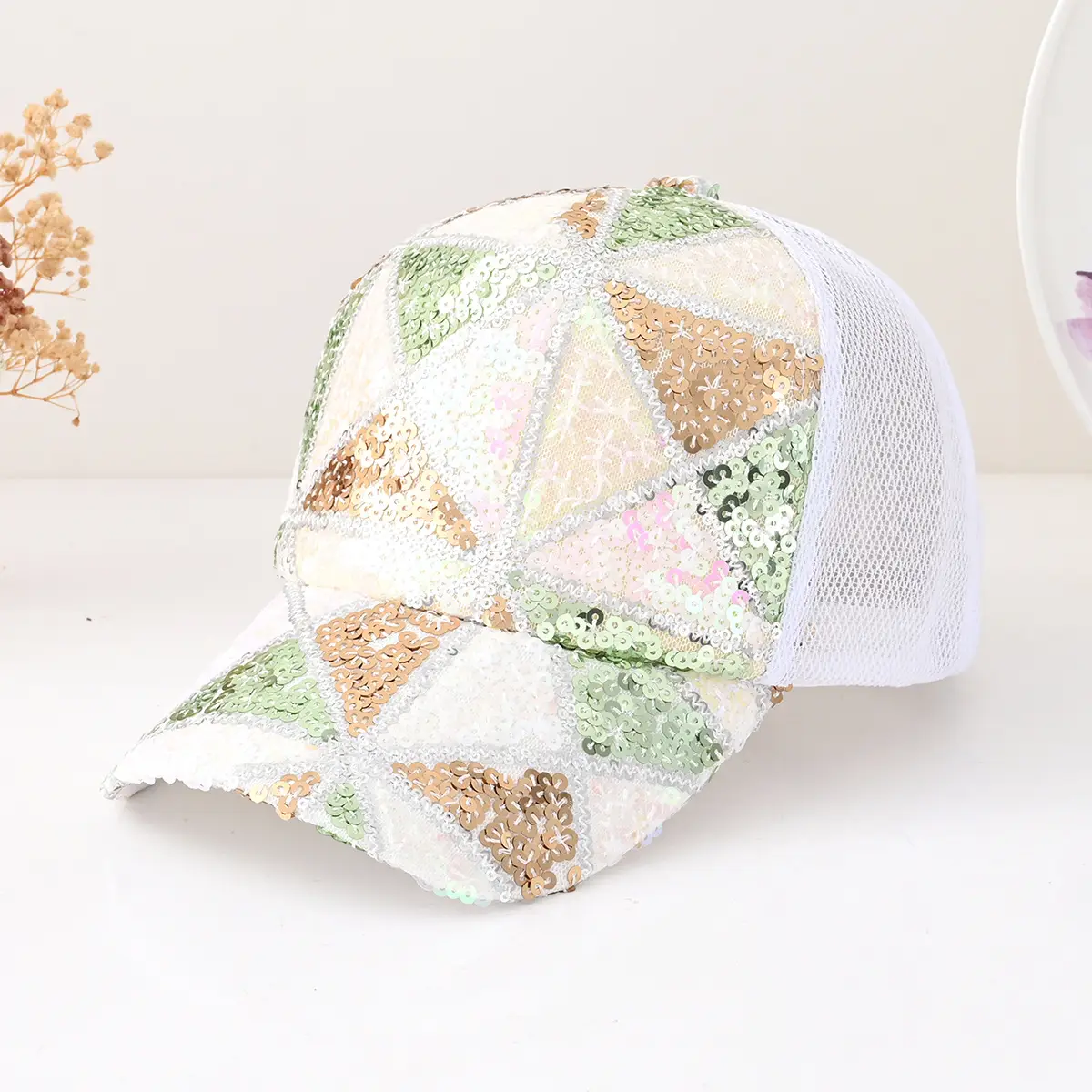 Cross-Border Women's Sequin Baseball Cap Gradient Stitching — feature 1