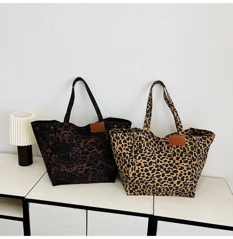 Leopard Print Women's Large Tote Bag 2024 — feature 15