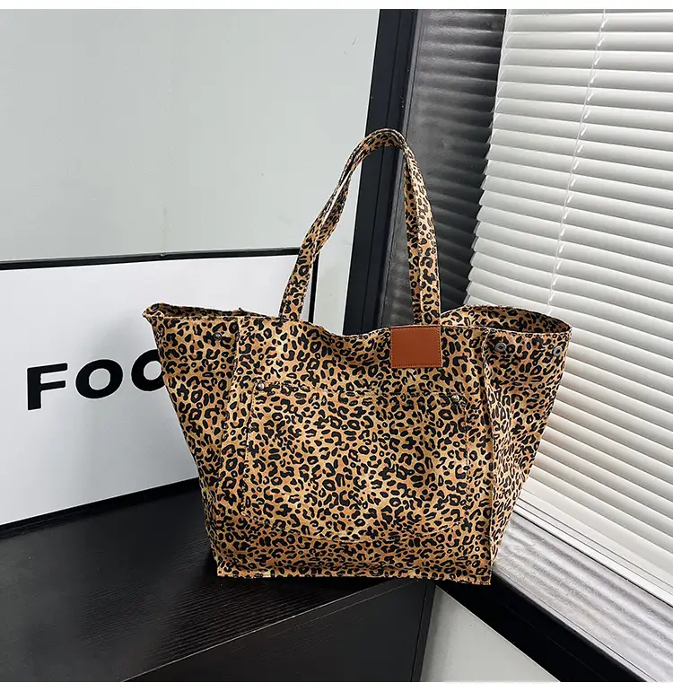 Leopard Print Women's Large Tote Bag 2024 — feature 19