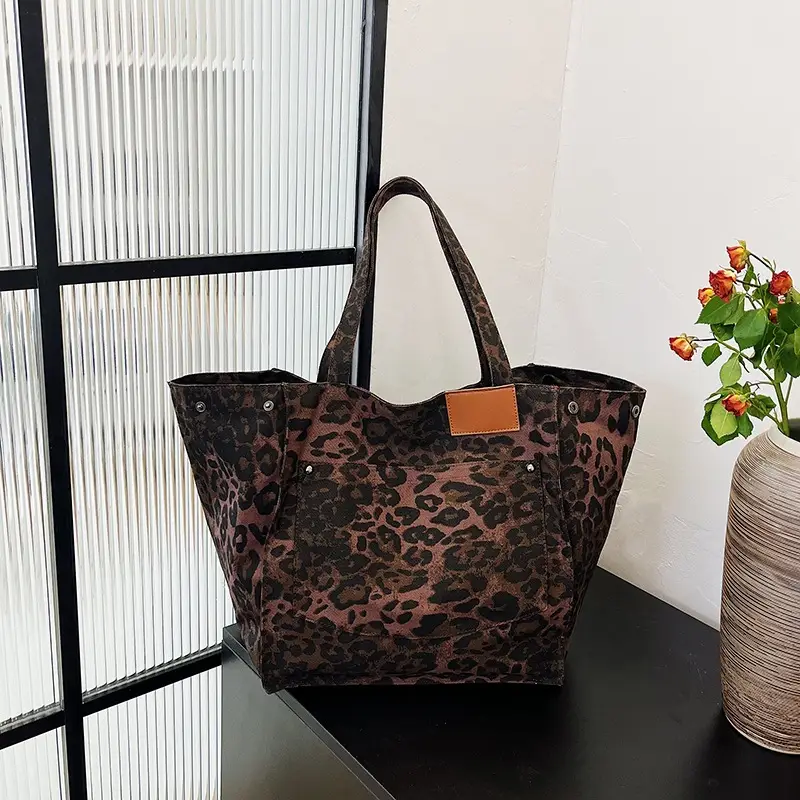 Leopard Print Women's Large Tote Bag 2024 - Image 4