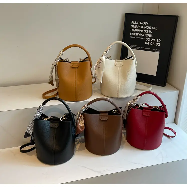 Vintage French Style Brown Shoulder Crossbody Bag — feature 17
