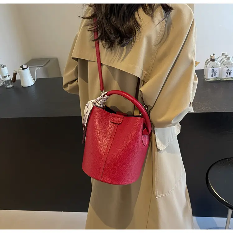 Vintage French Style Brown Shoulder Crossbody Bag — feature 49