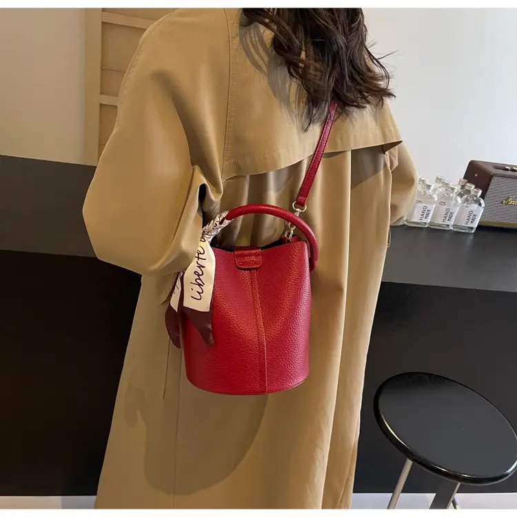 Vintage French Style Brown Shoulder Crossbody Bag — feature 50