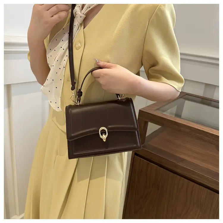 Vintage Women's Square Bag Beige Shoulder Crossbody — feature 9