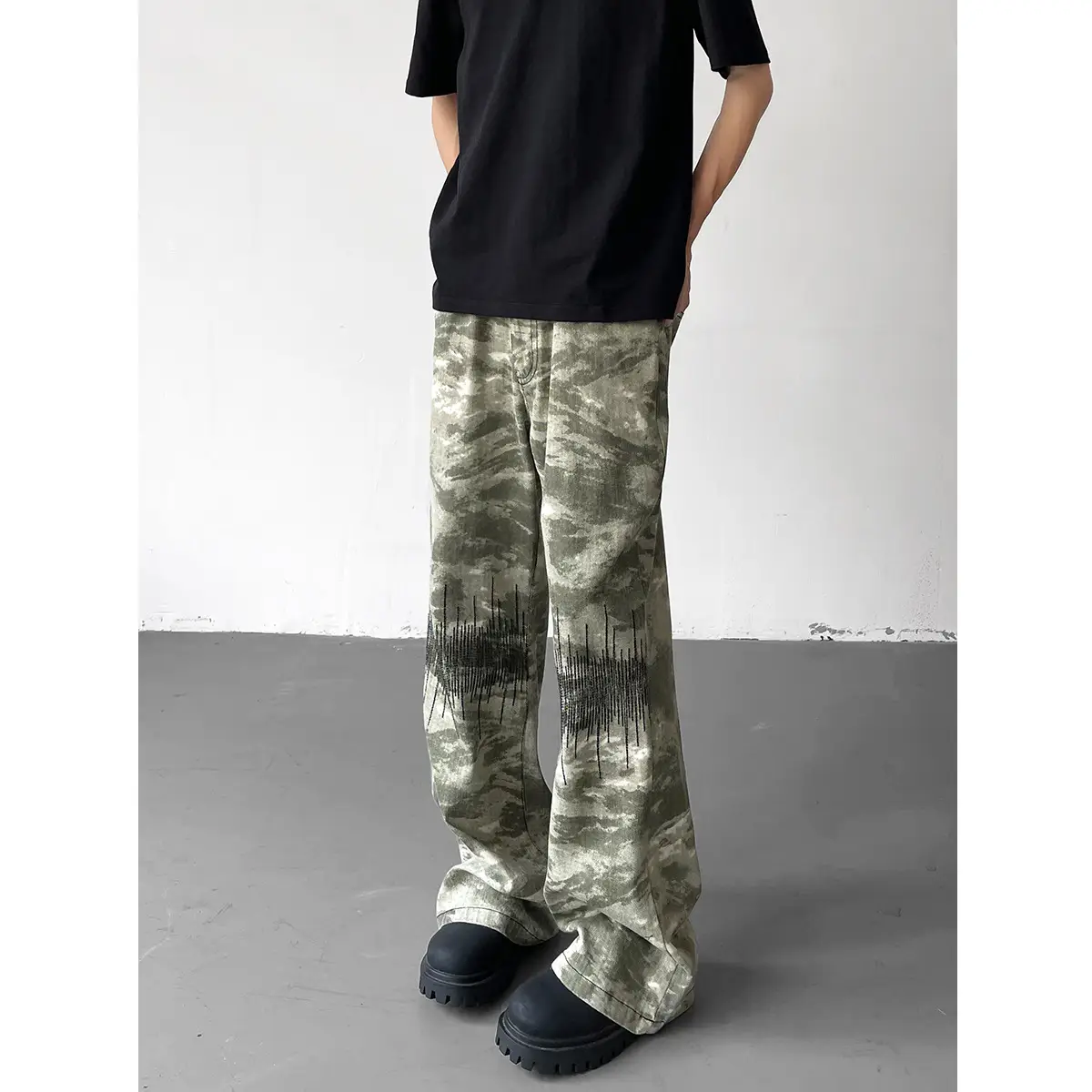 Vibe Camouflage Men's Straight Pants American Style — feature 2