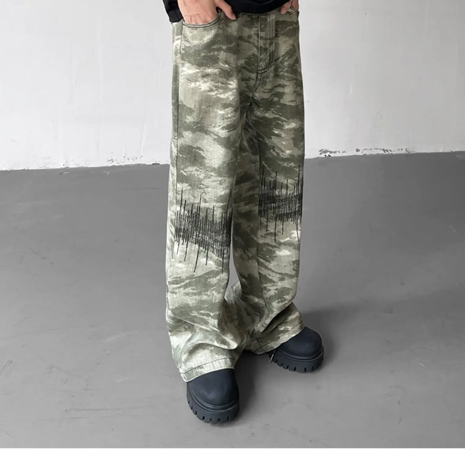 Vibe Camouflage Men's Straight Pants American Style — feature 9
