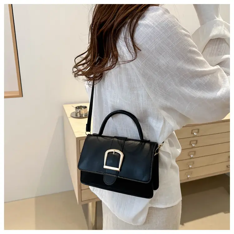White Square Shoulder Bag for Women 2024 - Image 5