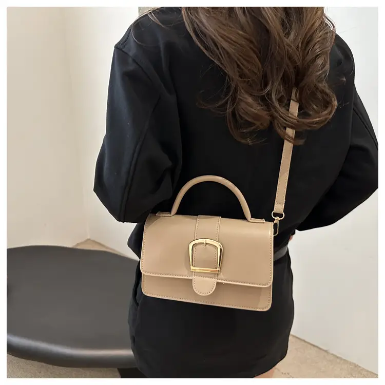 White Square Shoulder Bag for Women 2024 — feature 17