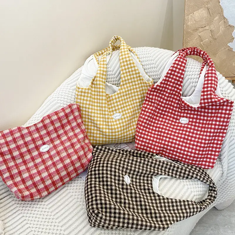 Red Checkered Woolen Shoulder Bag for Women - Image 5