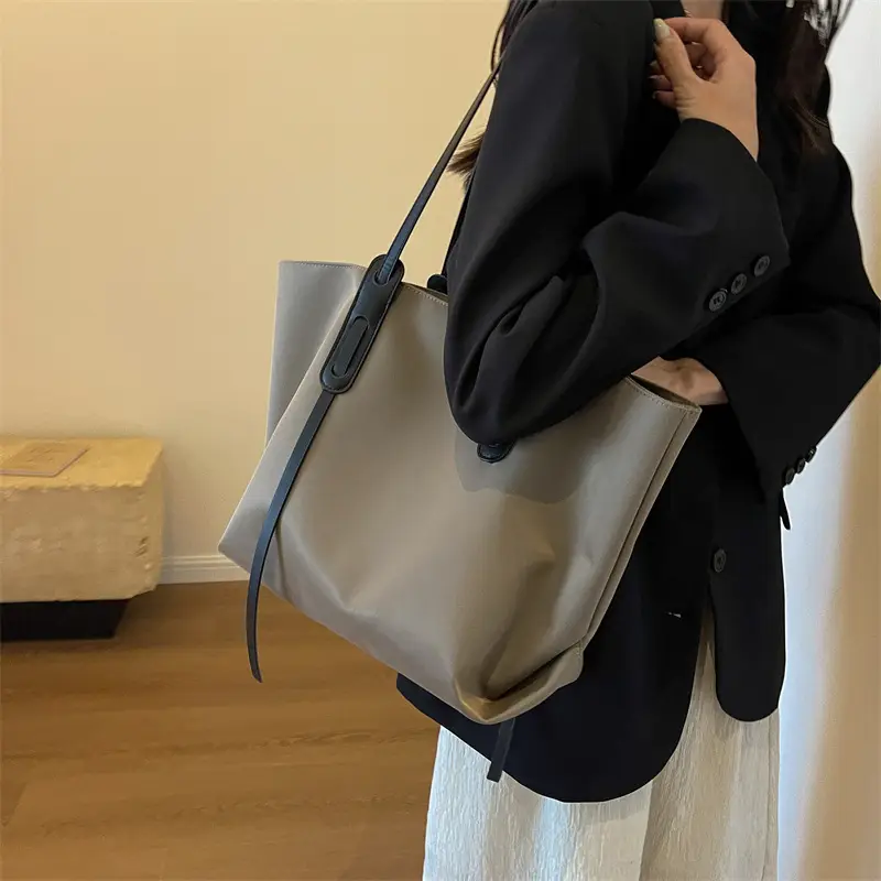 Grey Oxford Shoulder Bag Large Capacity - Image 2