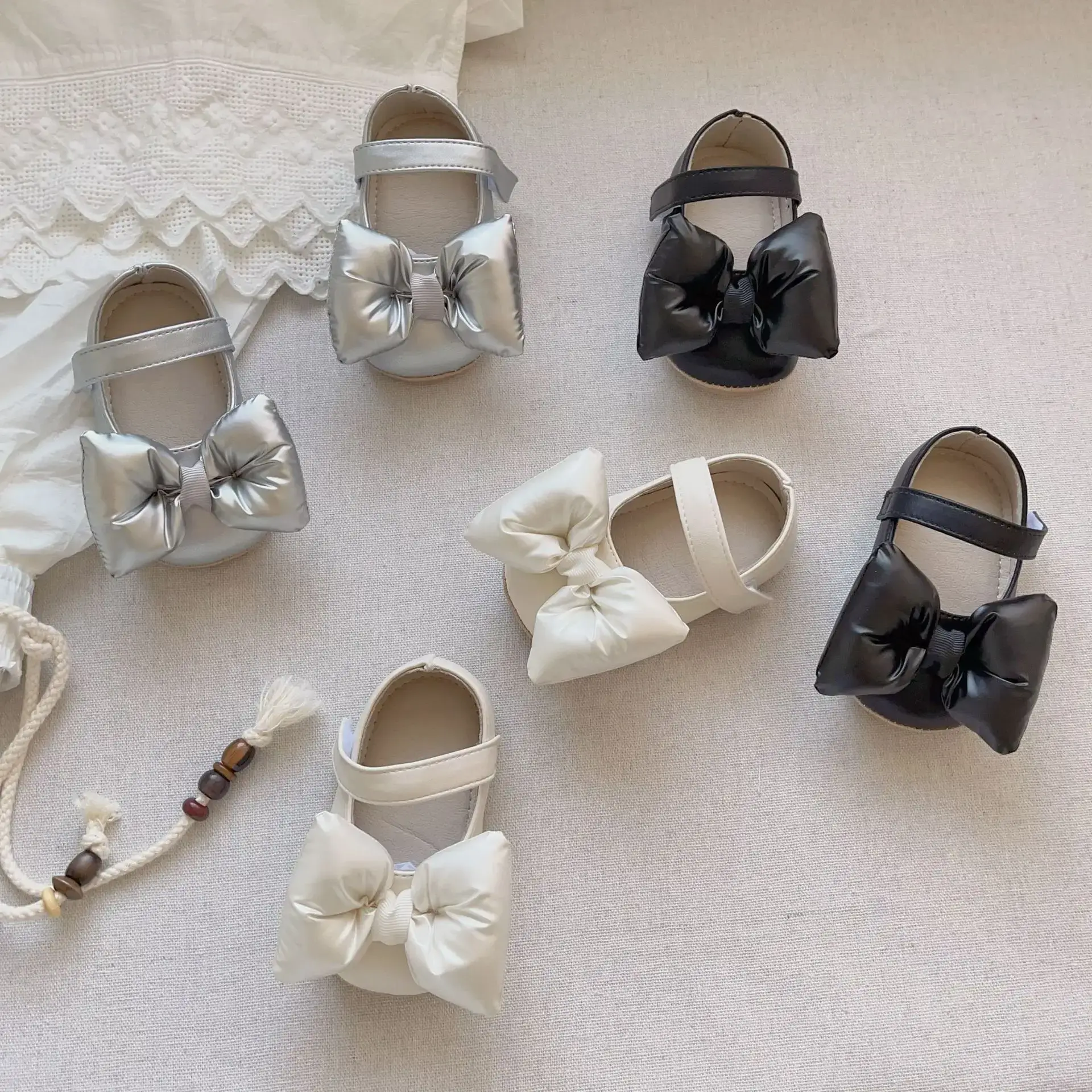 Korean Style Bow Baby Shoes White Non-Slip — feature 1