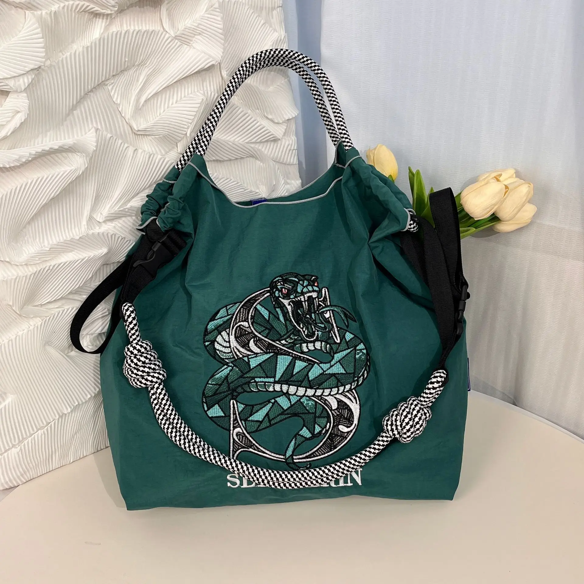 Green Embroidered Nylon Shopping Bag Large Capacity - Image 16