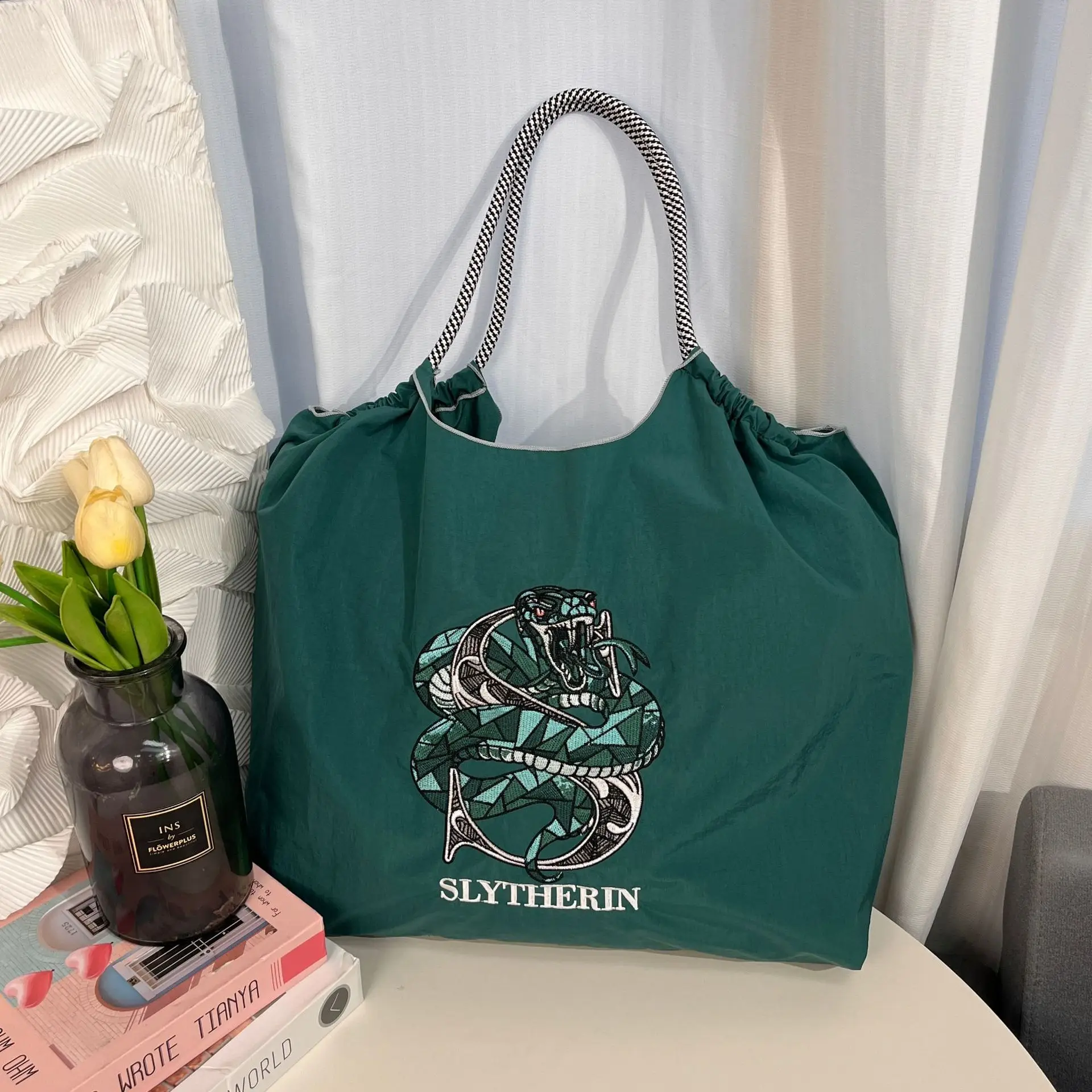 Green Embroidered Nylon Shopping Bag Large Capacity — feature 12