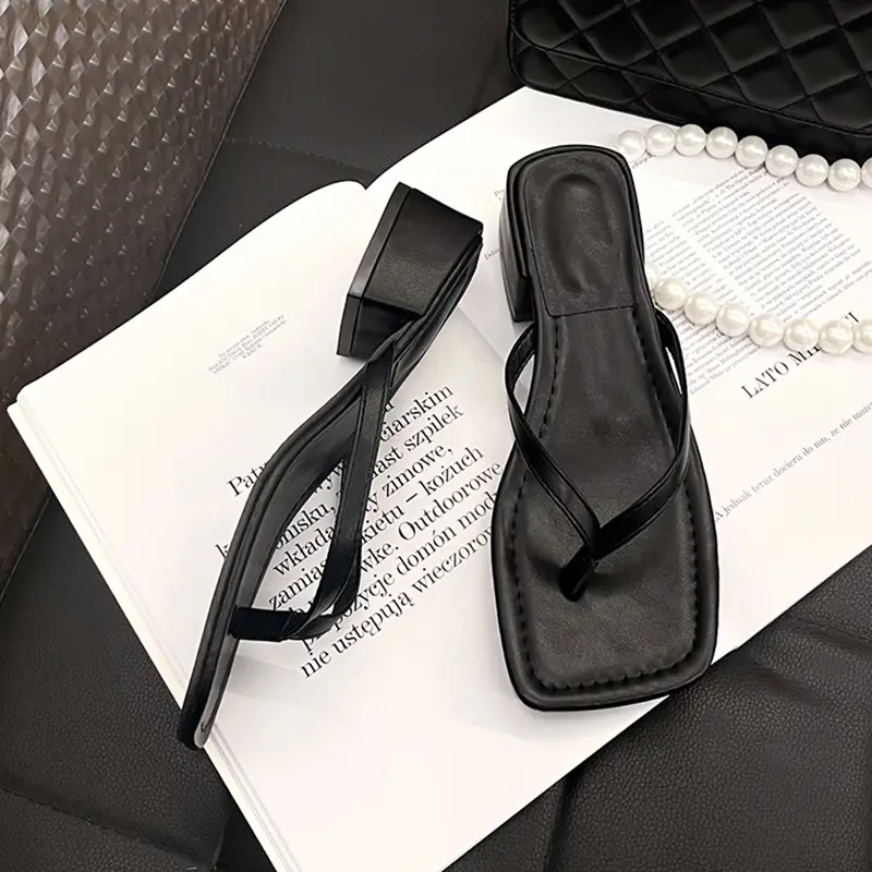 Women Chunky White Heel Flip Flops Summer 2026 - Image 4
