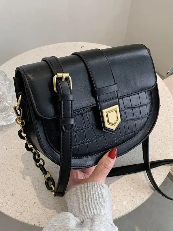 Women's Cream Crossbody Bag with Chain Strap - Image 5