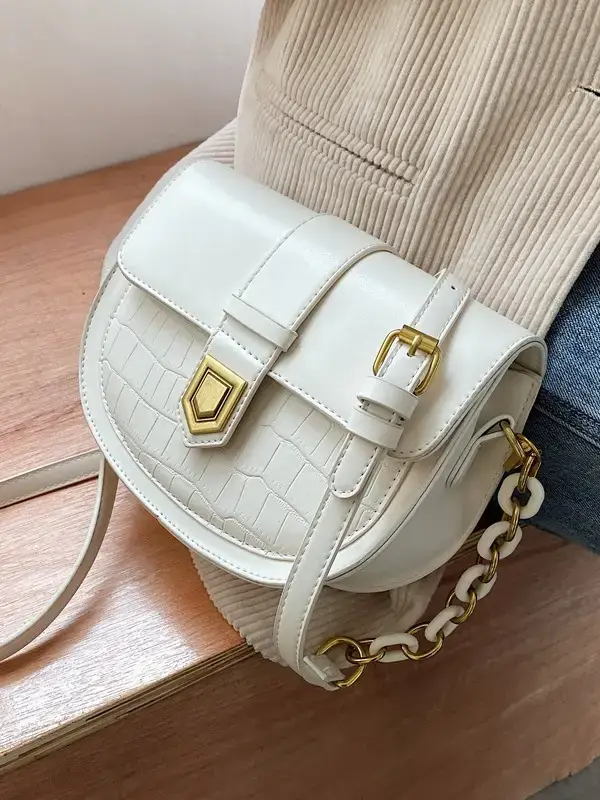 Women's Cream Crossbody Bag with Chain Strap - Image 7