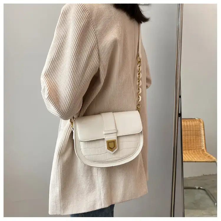 Women's Cream Crossbody Bag with Chain Strap — feature 24