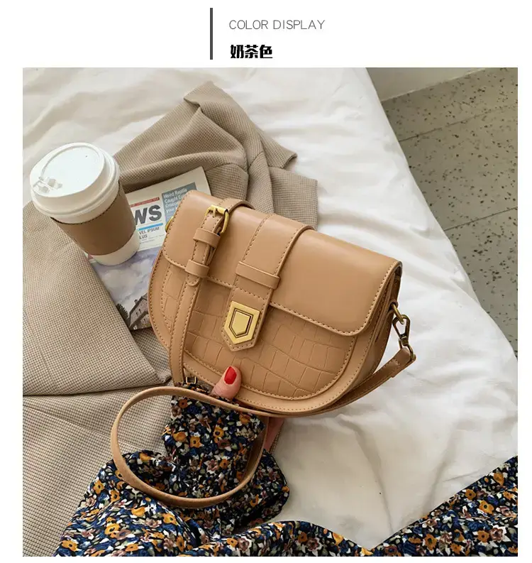 Women's Cream Crossbody Bag with Chain Strap — feature 31