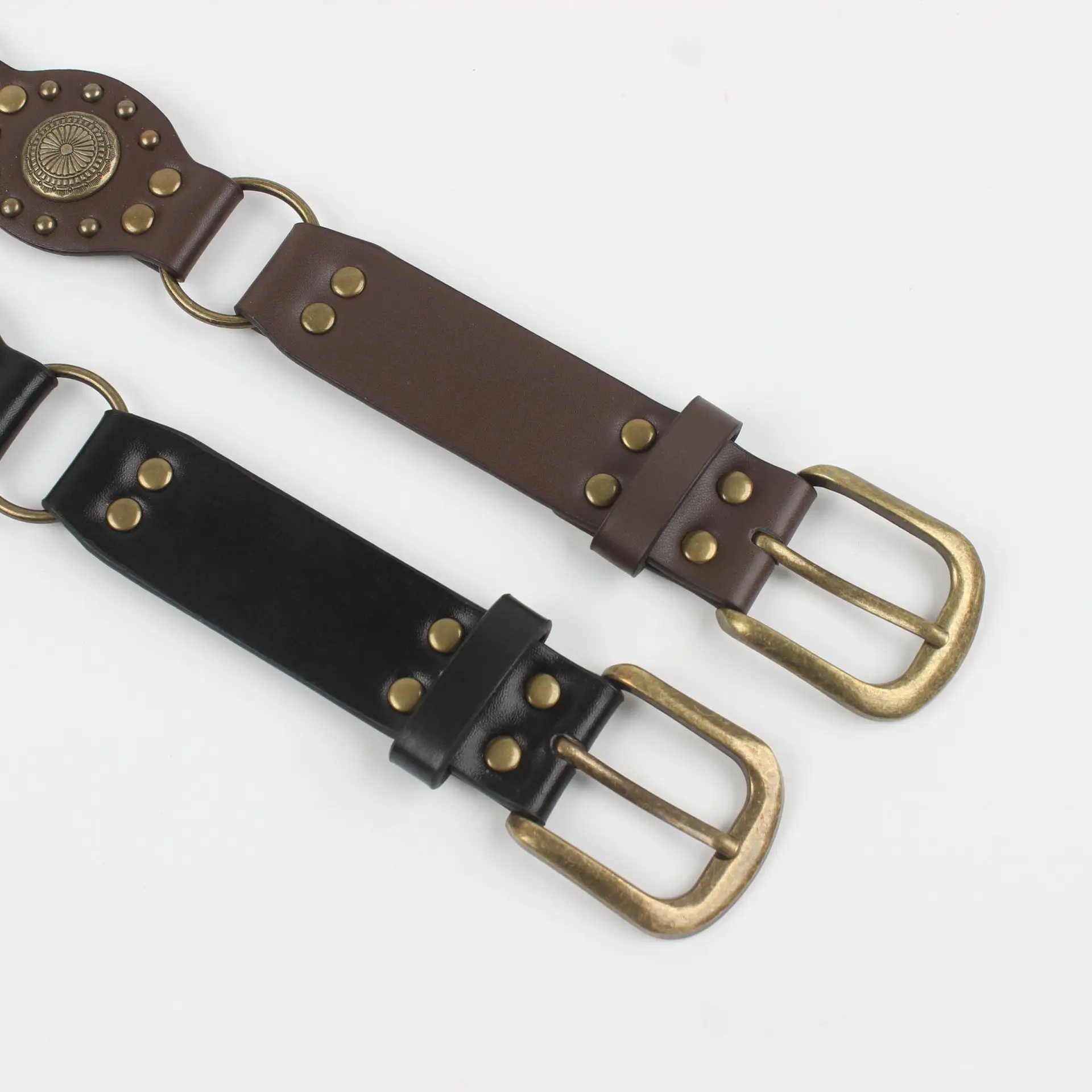 Retro American Hot Girl Rivet Stitching Wide Belt — feature 3