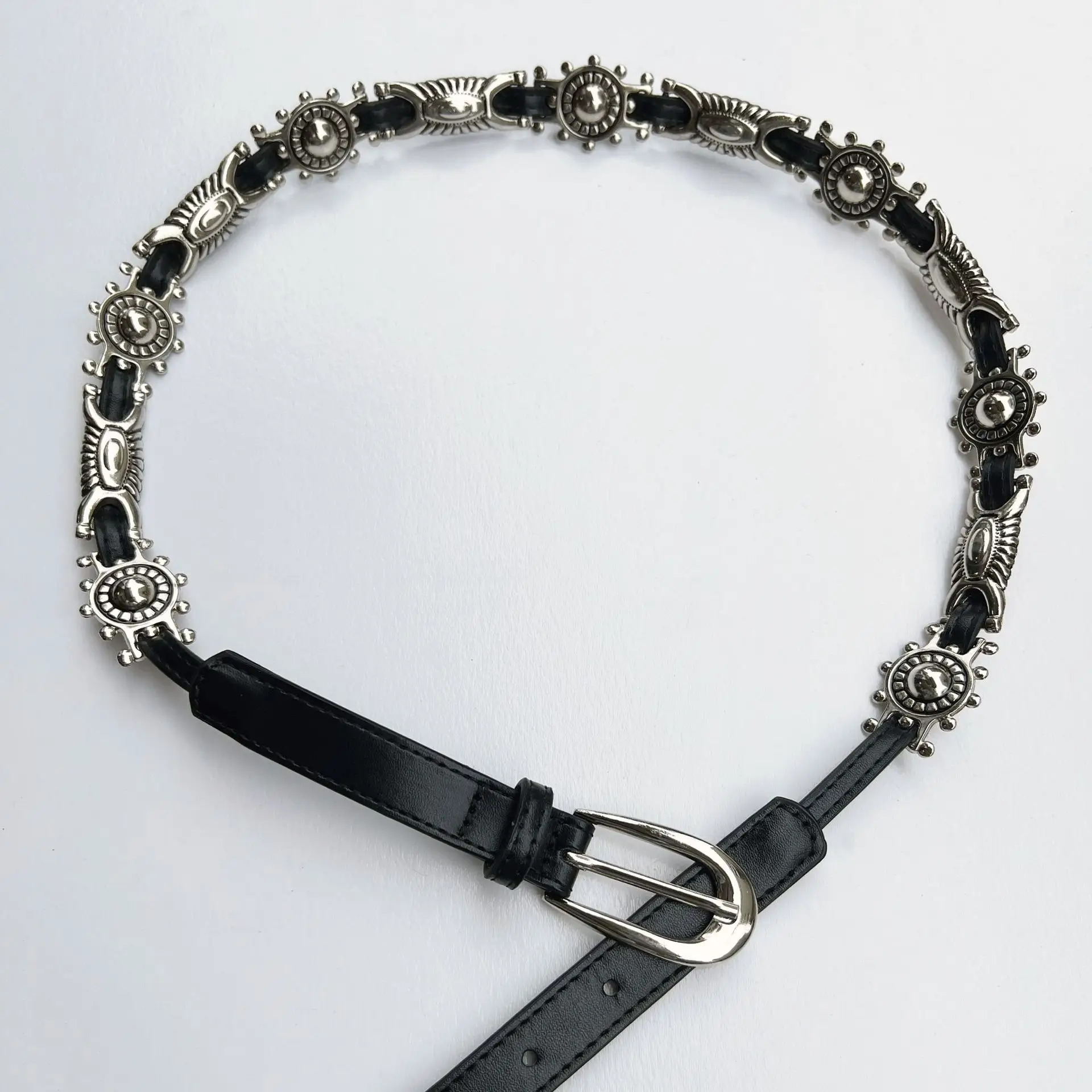 Retro American Hot Girl Rivet Stitching Wide Belt - Image 4