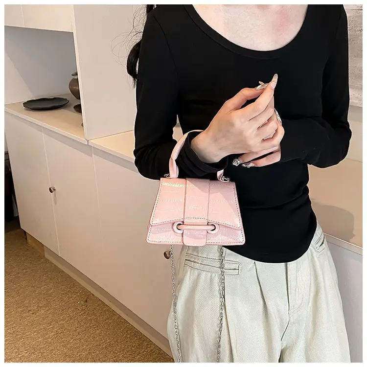 Patent Leather Shiny Mini Bag Women 2024 — feature 9