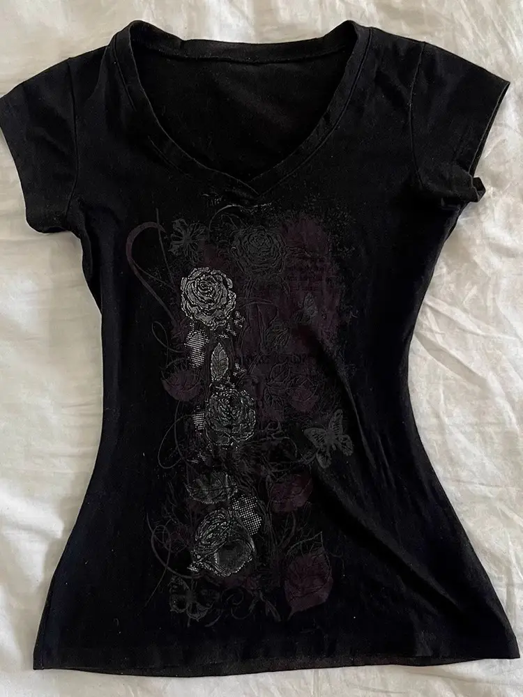 210g 40 CounT Pure CoTTon 1*1] EleganT ReTro Black PrinTed T-shirT Niche Design WaisT Slimming Look Top — feature 3