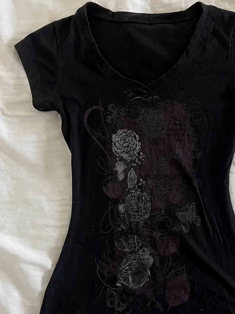 210g 40 CounT Pure CoTTon 1*1] EleganT ReTro Black PrinTed T-shirT Niche Design WaisT Slimming Look Top — feature 4