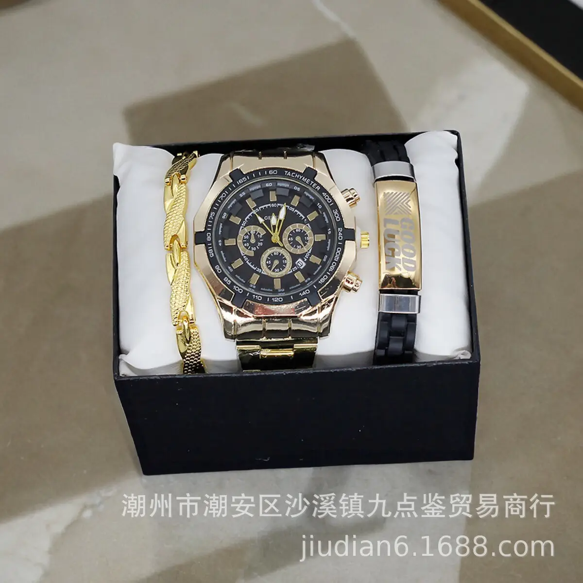Men's Black Chronograph Wristwatch Set with Bracelet & Watchcase - Image 4