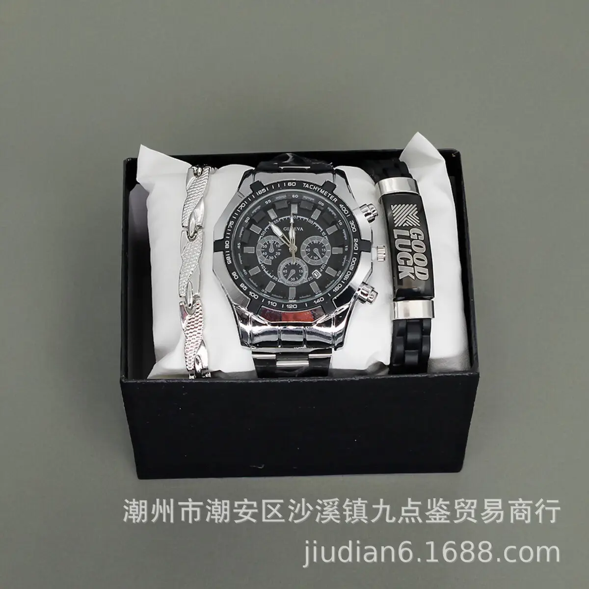 Men's Black Chronograph Wristwatch Set with Bracelet & Watchcase - Image 5