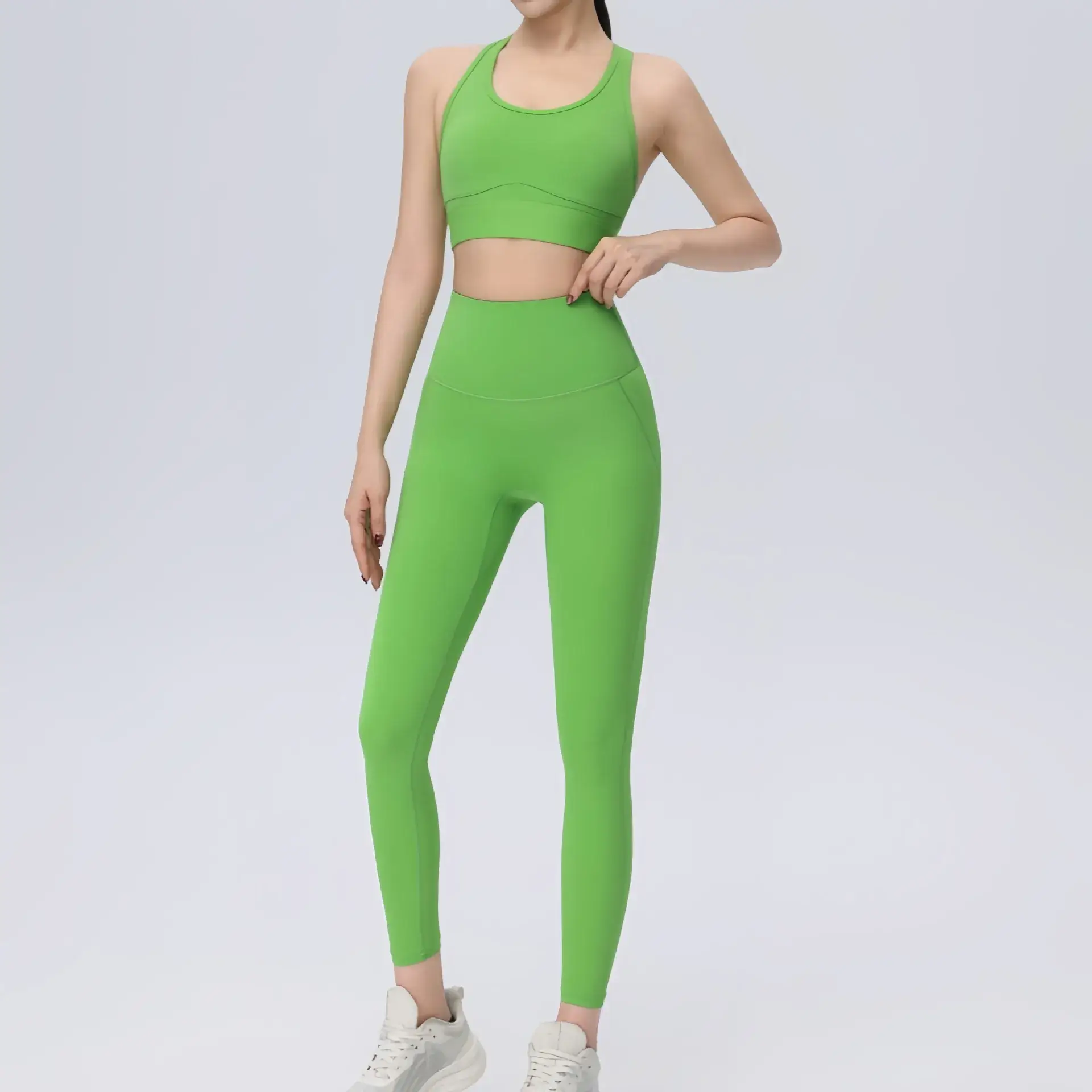 Green High-Performance Yoga Running Bra Set - Image 11