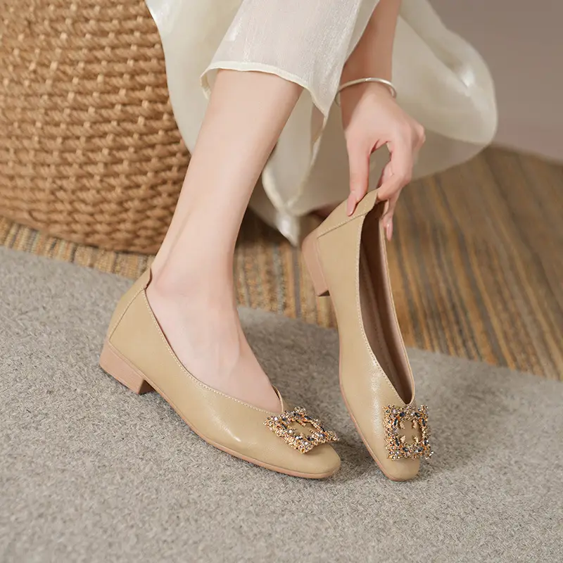 Square-Toe Low-Heeled Shallow Single Shoes for Women, Soft Leather Mother's Shoes, 2025 Spring and Autumn Style, Flat-Soled Work Shoes, Black - Image 7