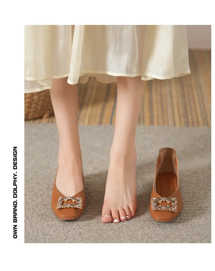 Square-Toe Low-Heeled Shallow Single Shoes for Women, Soft Leather Mother's Shoes, 2025 Spring and Autumn Style, Flat-Soled Work Shoes, Black — feature 10