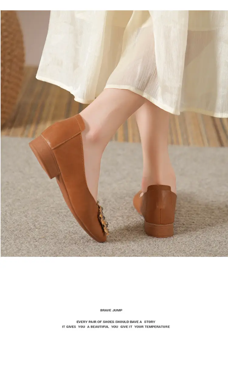 Square-Toe Low-Heeled Shallow Single Shoes for Women, Soft Leather Mother's Shoes, 2025 Spring and Autumn Style, Flat-Soled Work Shoes, Black — feature 12