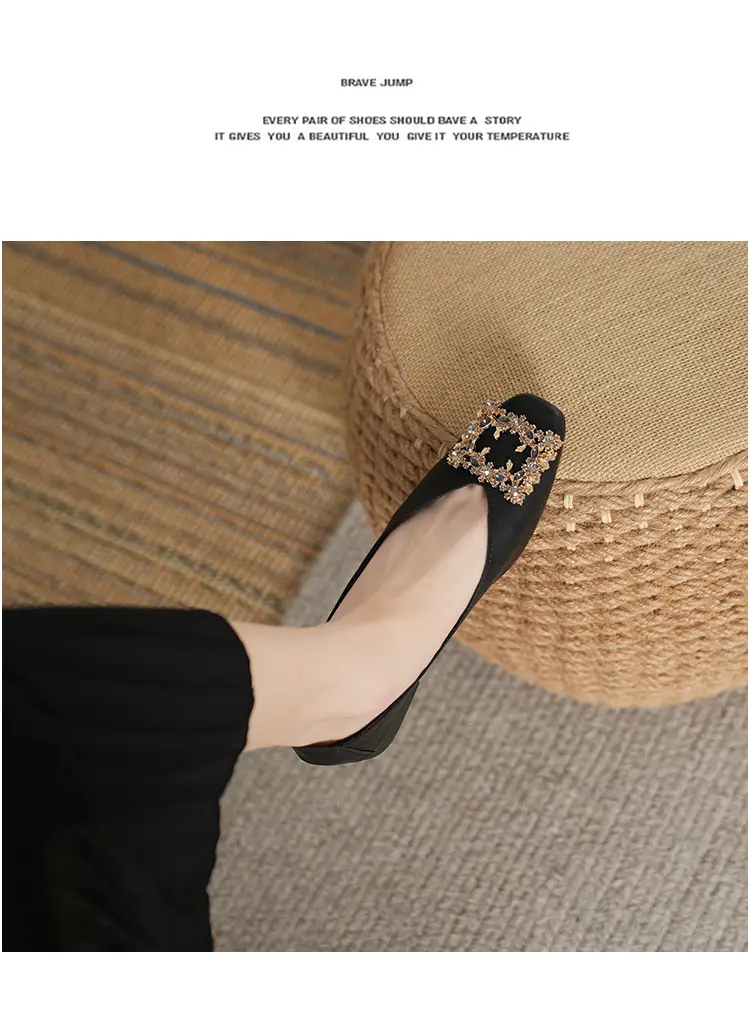 Square-Toe Low-Heeled Shallow Single Shoes for Women, Soft Leather Mother's Shoes, 2025 Spring and Autumn Style, Flat-Soled Work Shoes, Black — feature 27