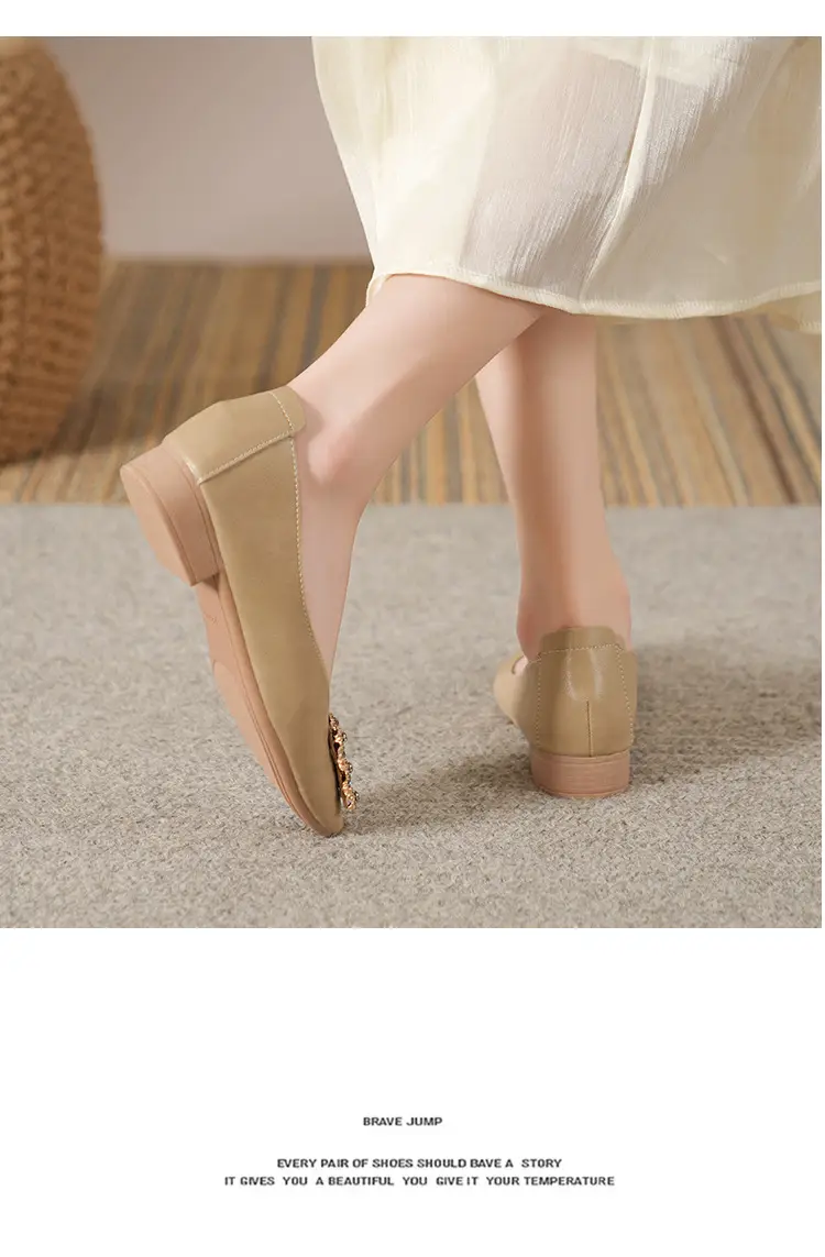 Square-Toe Low-Heeled Shallow Single Shoes for Women, Soft Leather Mother's Shoes, 2025 Spring and Autumn Style, Flat-Soled Work Shoes, Black — feature 39