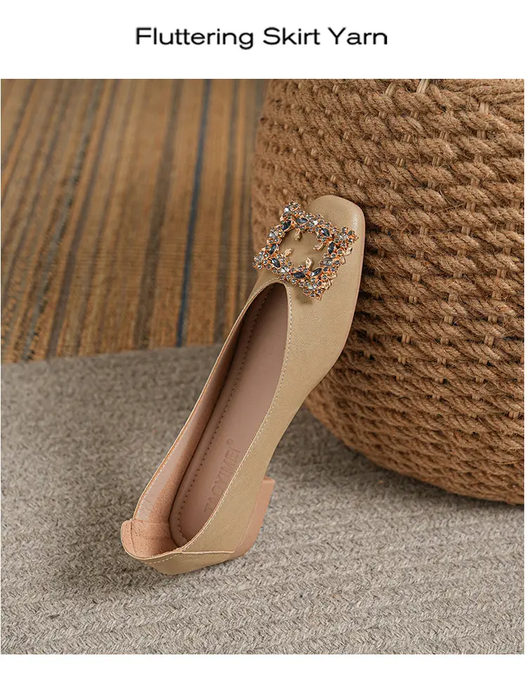 Square-Toe Low-Heeled Shallow Single Shoes for Women, Soft Leather Mother's Shoes, 2025 Spring and Autumn Style, Flat-Soled Work Shoes, Black — feature 43