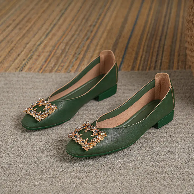Square-Toe Low-Heeled Shallow Single Shoes for Women, Soft Leather Mother's Shoes, 2025 Spring and Autumn Style, Flat-Soled Work Shoes, Black - Image 5