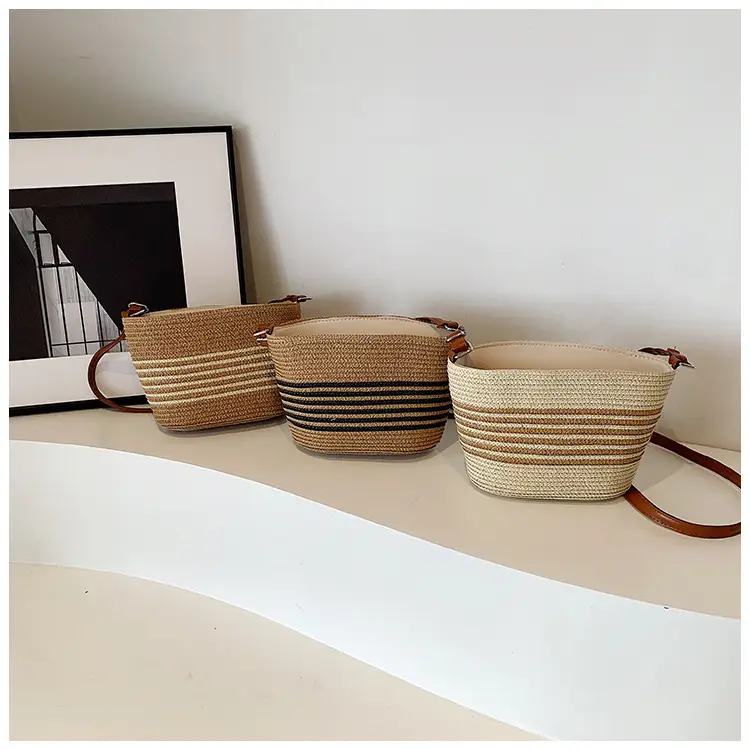 Women's Vintage French Woven Shoulder Bag 2024 - Image 5