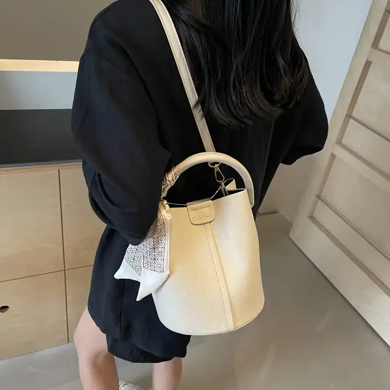 Black Leather Bucket Bag with Crossbody Strap - Image 9