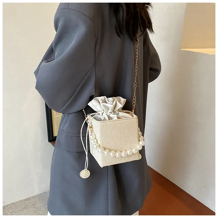 Women Korean Pearl Shoulder Crossbody Bag 2025 — feature 12