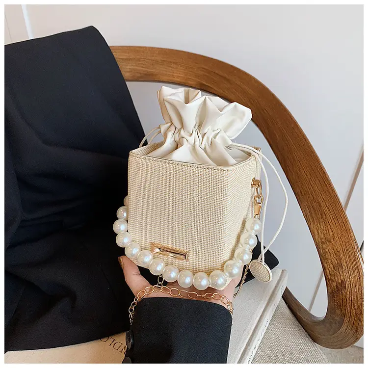 Women Korean Pearl Shoulder Crossbody Bag 2025 — feature 25