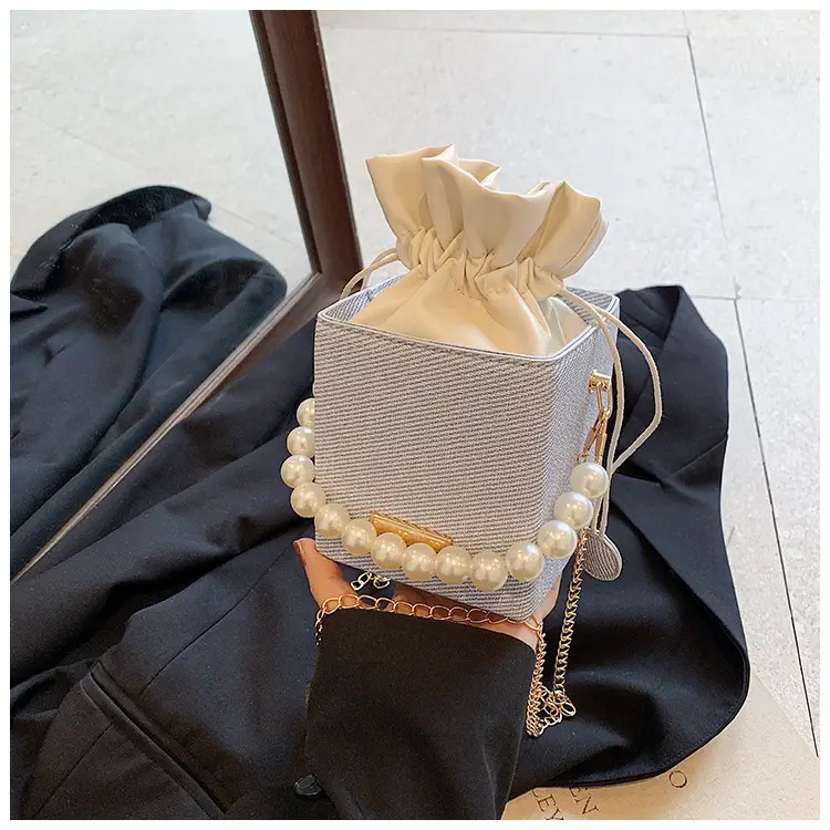 Women Korean Pearl Shoulder Crossbody Bag 2025 — feature 29