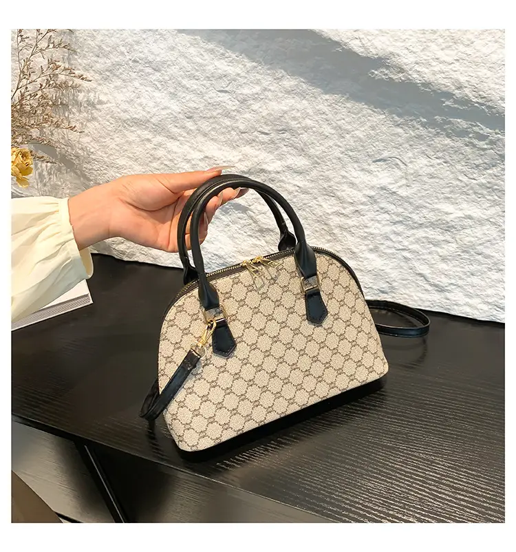Women's Green Leather Shoulder Bag 2024 Style — feature 16