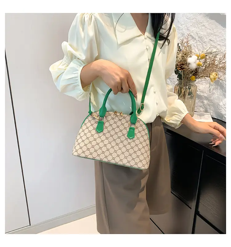 Women's Green Leather Shoulder Bag 2024 Style — feature 23